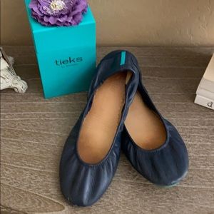 Tieks by Gavrieli- Navy Classic, size 11